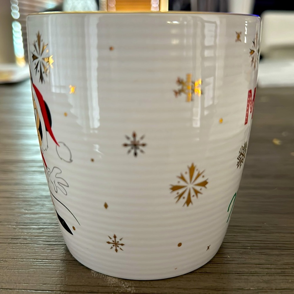 DISNEY coffee cup - Picture 5 of 5